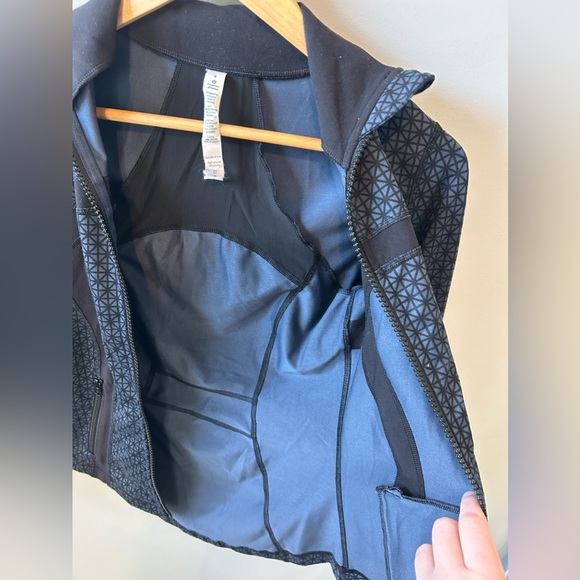 Lululemon Define Jacket Size 4 - Picture 8 of 9